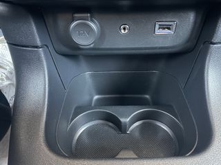 Citroen C3 2017 SHINE 1.2 PURETECH 110 HP-thumb-21