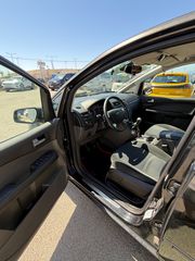 Ford C-Max 2005 Ghia-thumb-8