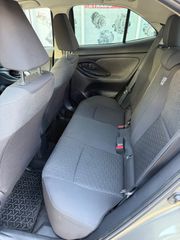Toyota Yaris Cross 2021 Active plus-thumb-6