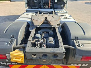 MAN 2020 TGX 18.510 4x2 BLS-thumb-12