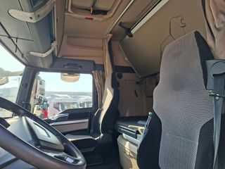 MAN 2020 TGX 18.510 4x2 BLS-thumb-14