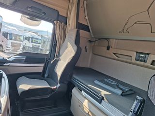 MAN 2020 TGX 18.510 4x2 BLS-thumb-15