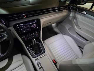 Volkswagen Passat 2020 "GTE" 1.4TSi 218Ps-DSG "NAVI-ΔΕΡΜΑ-IQ LED" ΕΛΛΗΝΙΚΟ!!!-thumb-56