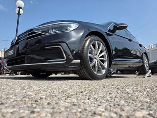 Volkswagen Passat 2020 "GTE" 1.4TSi 218Ps-DSG "NAVI-ΔΕΡΜΑ-IQ LED" ΕΛΛΗΝΙΚΟ!!!-thumb-1