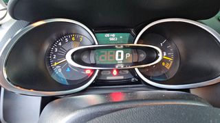 Renault Clio 2016 Limited edition-thumb-14