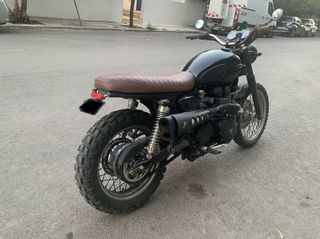 Triumph Bonneville 2010-thumb-1
