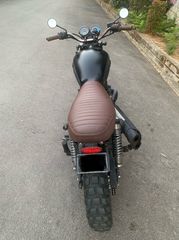 Triumph Bonneville 2010-thumb-5