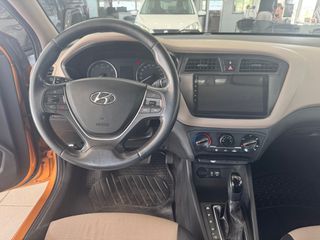 Hyundai i 20 2017 1.4 100ps AUTOMATIC NAVI-thumb-7