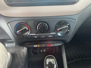 Hyundai i 20 2017 1.4 100ps AUTOMATIC NAVI-thumb-15