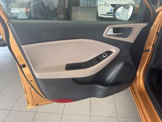 Hyundai i 20 2017 1.4 100ps AUTOMATIC NAVI-thumb-23