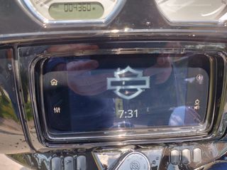 Harley Davidson Street Glide 2020-thumb-11