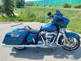 Harley Davidson Street Glide 2020-thumb-6