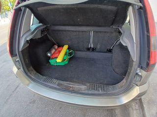 Ford Fusion 2003-thumb-7