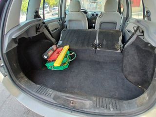 Ford Fusion 2003-thumb-8