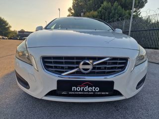 Volvo S60 2011-thumb-1