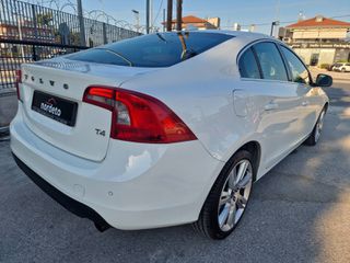 Volvo S60 2011-thumb-6
