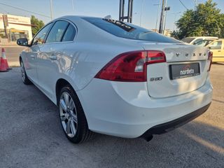 Volvo S60 2011-thumb-10