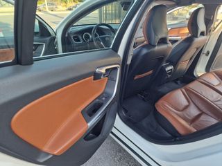 Volvo S60 2011-thumb-13