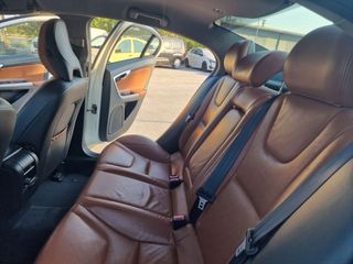 Volvo S60 2011-thumb-18