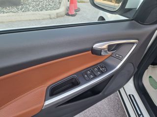 Volvo S60 2011-thumb-23
