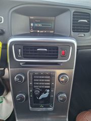 Volvo S60 2011-thumb-30