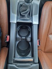 Volvo S60 2011-thumb-31