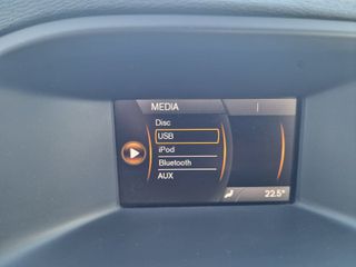 Volvo S60 2011-thumb-33