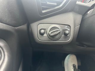 Ford Kuga 2018-thumb-8