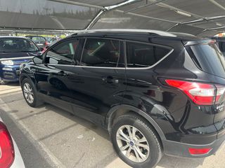 Ford Kuga 2018-thumb-16
