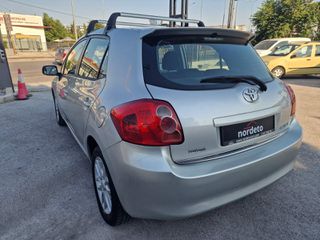 Toyota Auris 2008-thumb-4