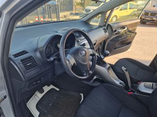 Toyota Auris 2008-thumb-11