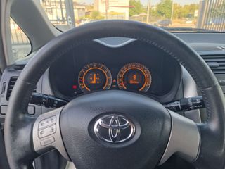 Toyota Auris 2008-thumb-17