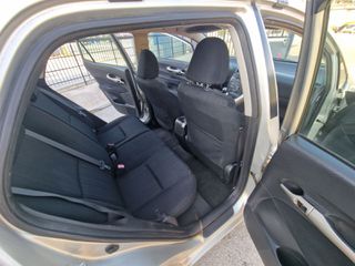 Toyota Auris 2008-thumb-21