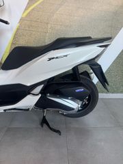 Honda PCX 125 2025-thumb-12