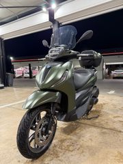 Piaggio Beverly 300 2023 300s hpe +1 χρόνο εγγύηση Γνήσια μπαγκαζιέρα + φιμέ ζελατίνα-thumb-4