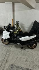 Gilera GP 800 2008-thumb-2