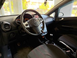 Opel Corsa 2009-thumb-7