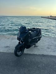 Yamaha XMAX 300 Tech Max 2024 BREMBO-thumb-4