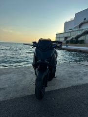 Yamaha XMAX 300 Tech Max 2024 BREMBO-thumb-5