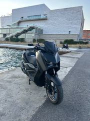 Yamaha XMAX 300 Tech Max 2024 BREMBO-thumb-8