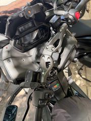 Yamaha XMAX 300 Tech Max 2024 BREMBO-thumb-13