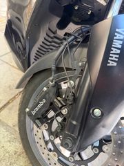 Yamaha XMAX 300 Tech Max 2024 BREMBO-thumb-14