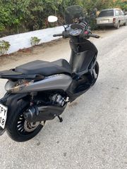 Piaggio Beverly 300i 2016-thumb-7