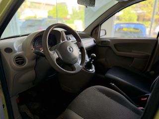 Fiat Panda 2007-thumb-13