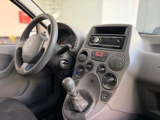 Fiat Panda 2007-thumb-14