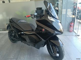 Gilera GP 800 2010-thumb-5