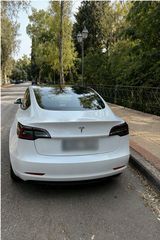 Tesla Model 3 2021 Standard Range Plus-thumb-3