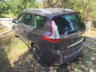 Renault Scenic 2012-thumb-3