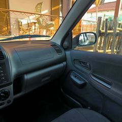Suzuki Ignis 2005 1.3 DDIS-thumb-9