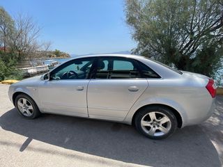 Audi A4 2004-thumb-1